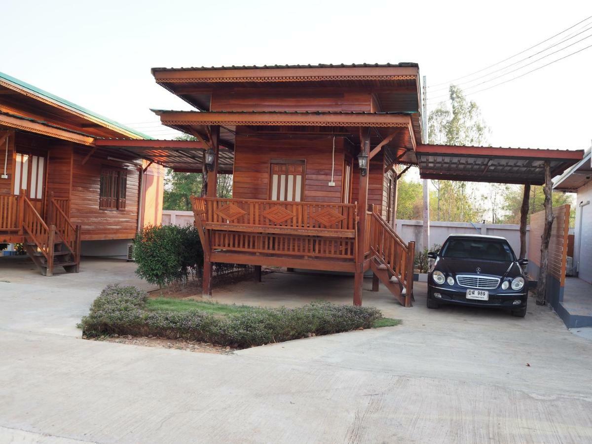 Chomduen Phu Kao Resort Non Sang Exterior foto